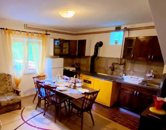 シャレー Sanmari_forest